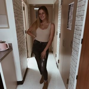 Meet your Posher, Deirdre